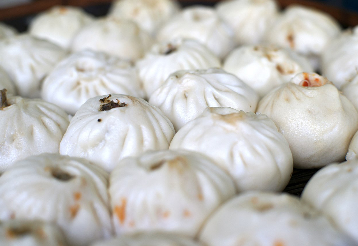 steamed buns, or bao zi
