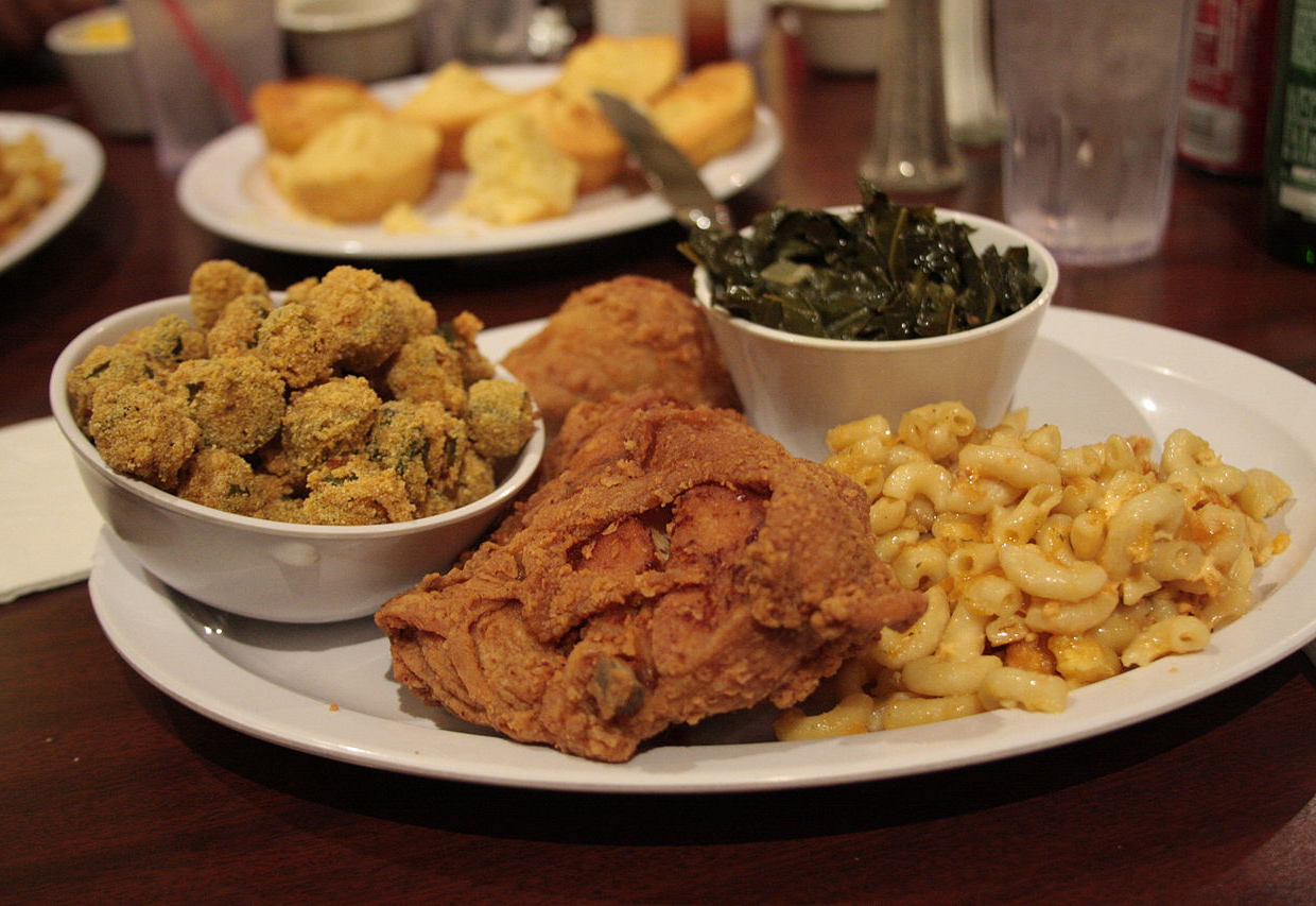 Fried chicken and mac and cheese